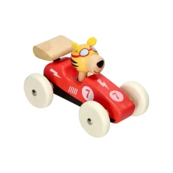 Auto de madera con personaje