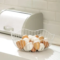 Canasto de metal para cocina