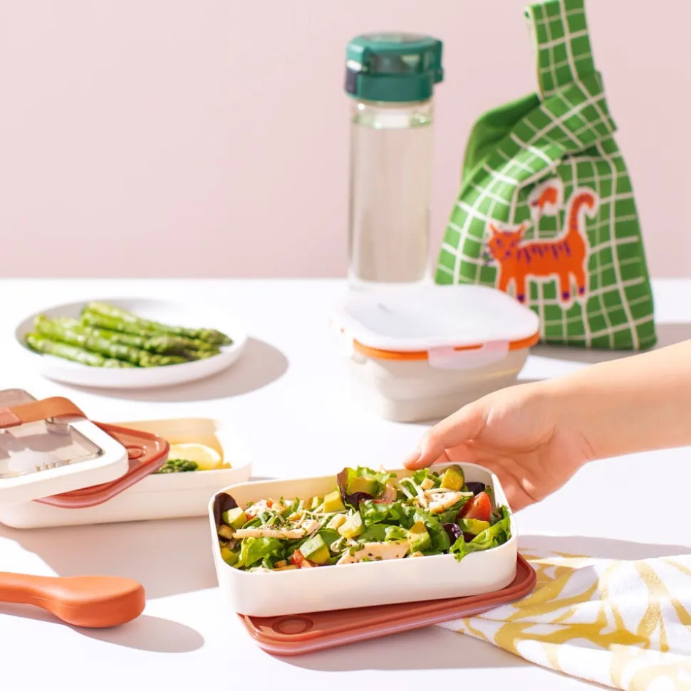 Contenedor de alimentos 2 niveles y cubiertos 900 ml