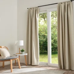 Cortina blackout con ojetillos 140x240 cm