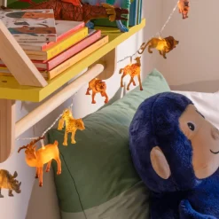 Guirnalda de luces de plástico con figura 2 mt
