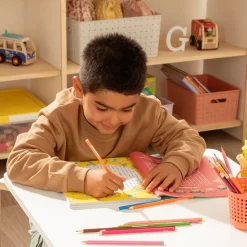 Libro de actividades en papel