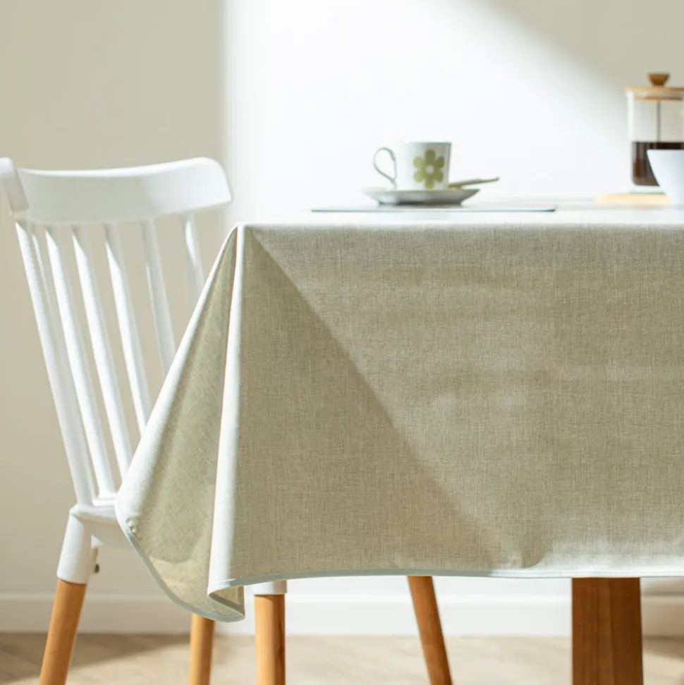 Mantel rectangular impermeable 150x150 cm