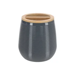 Vaso de plástico y bambú para el baño
